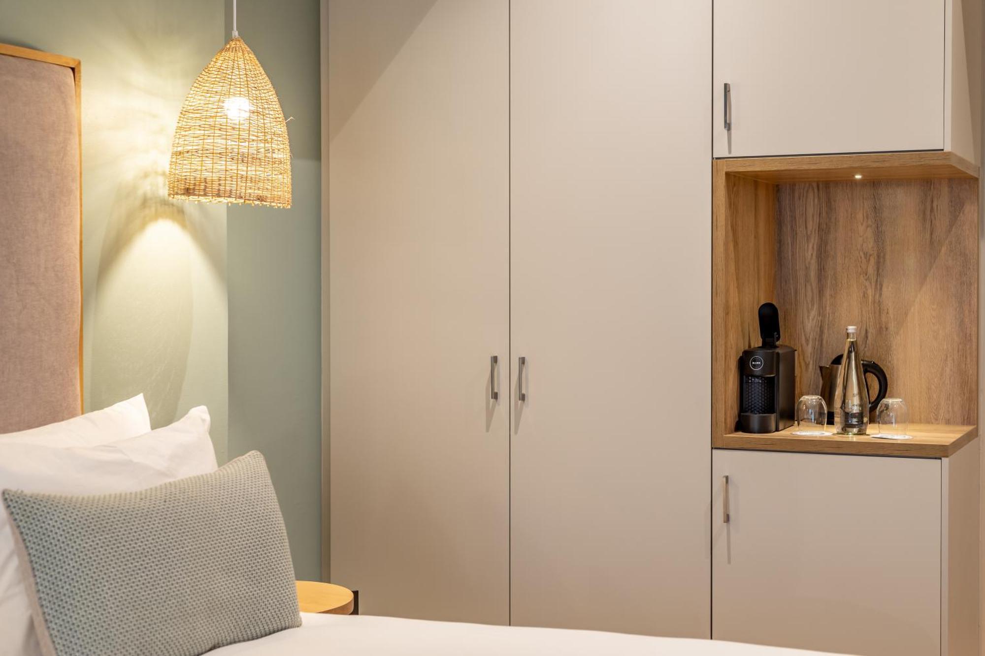 Plett Quarter Hotel - Lion Roars Hotels & Lodges 普勒滕贝格湾 外观 照片