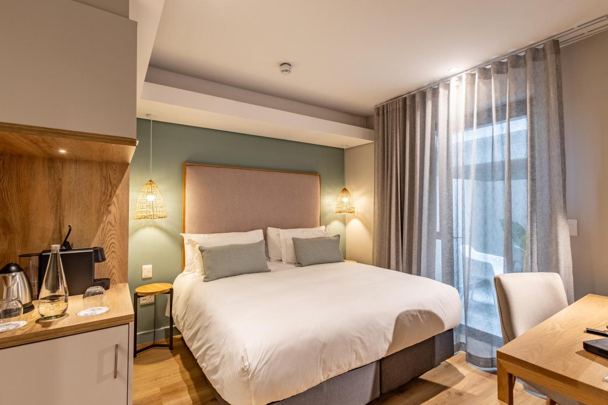 Plett Quarter Hotel - Lion Roars Hotels & Lodges 普勒滕贝格湾 外观 照片