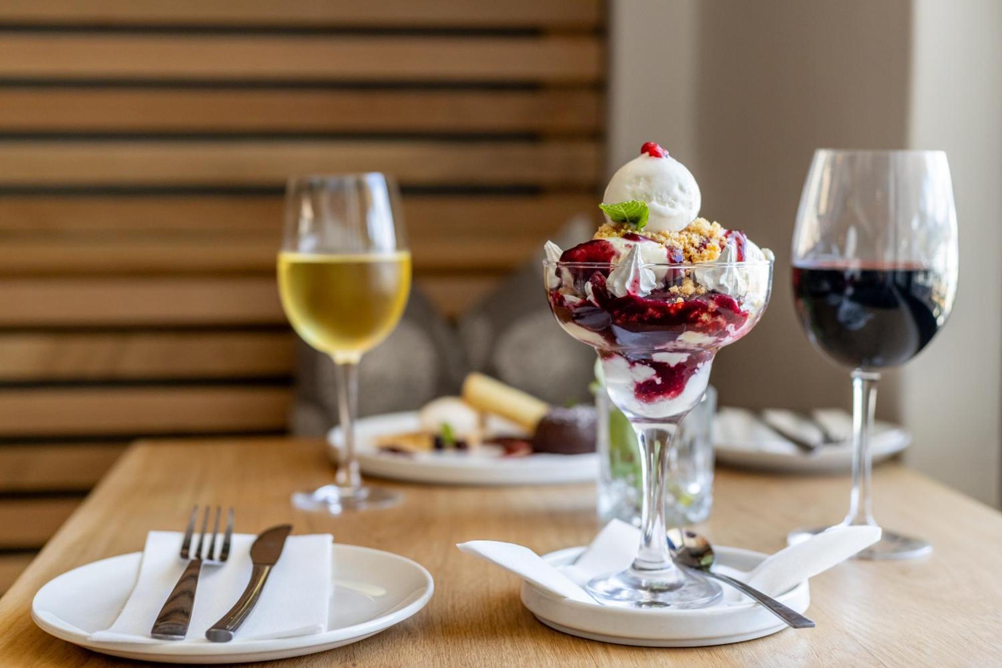 Plett Quarter Hotel - Lion Roars Hotels & Lodges 普勒滕贝格湾 外观 照片