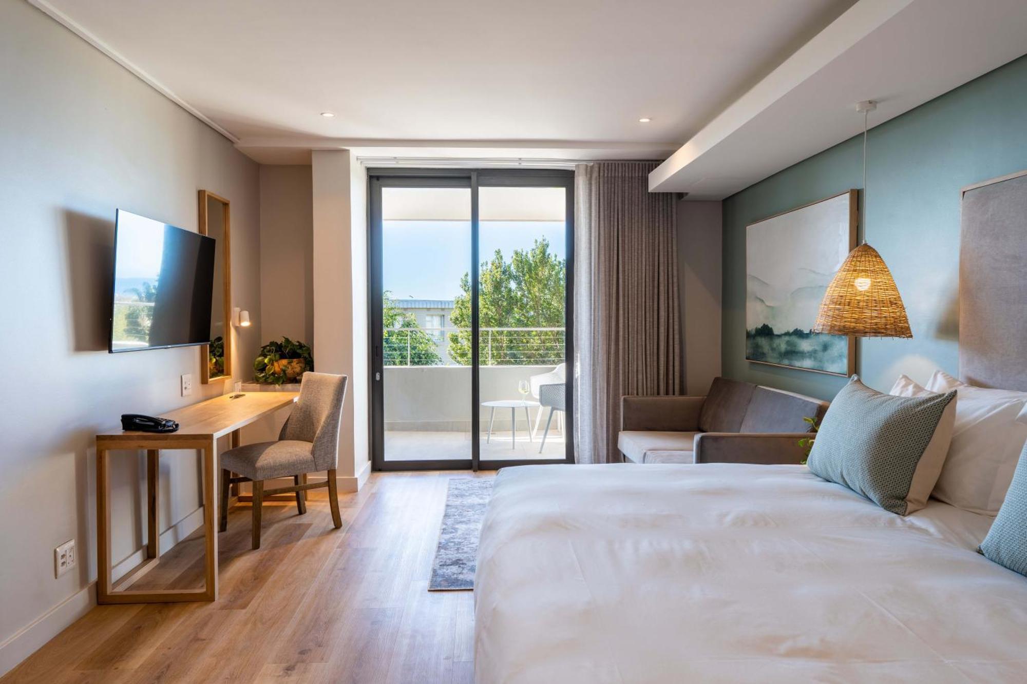 Plett Quarter Hotel - Lion Roars Hotels & Lodges 普勒滕贝格湾 外观 照片
